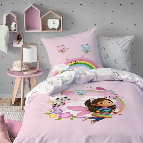 Gabby ET LA Maison Magique Garden Parure de lit Enfant 1 Personne | 100% Coton | Oeko-TEX | Housse de Couette 140x200 cm + 1 Taie d'oreiller 63x63 cm | Imprimé Réversible Fille | Rose