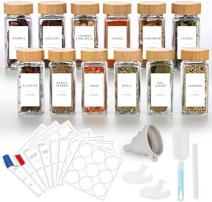 Lannvan Pot à Épices en Verre et Bois - 12 Pièces 120ml Bocaux à Épices avec 246 Étiquettes Françaises - Boite a Cuisine Rangement avec Tamis, Entonnoir